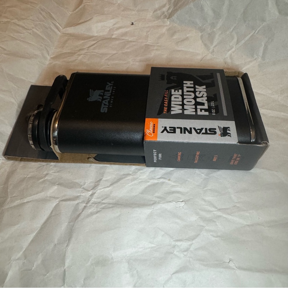 Stanley wide mouth flask - Picture 3 of 9